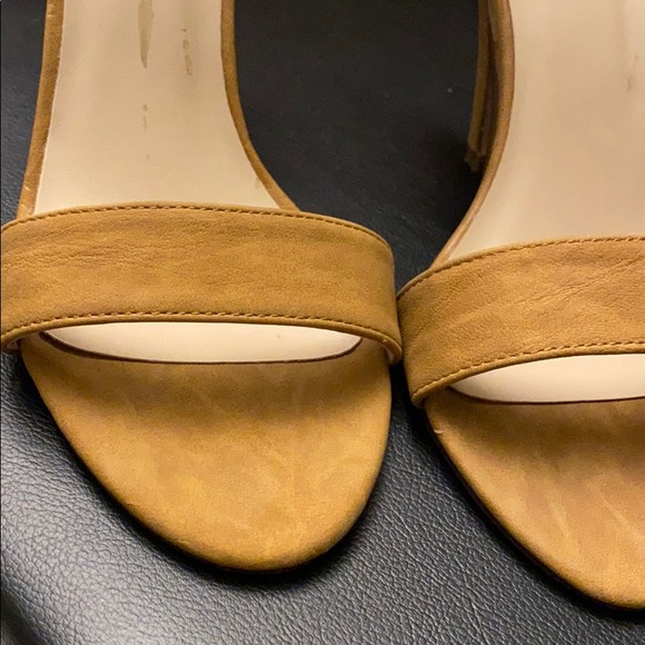 Heels - Picture 3 of 8